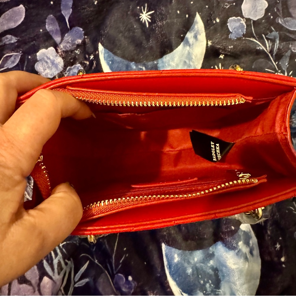 Badgley Mischka Vegan Leather Small Tote - Picture 4 of 7